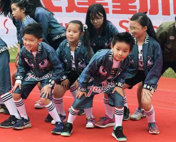 南華暑期K-pop舞